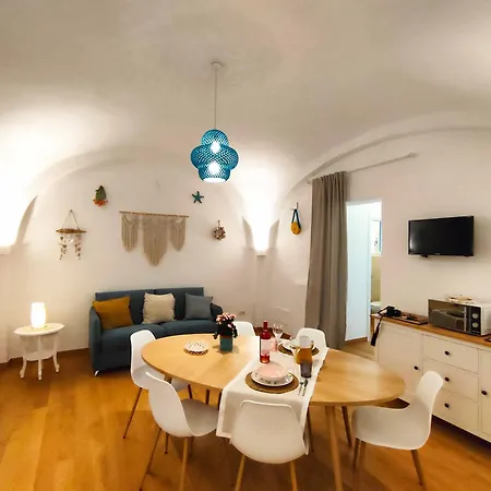 Ademe Dimora Di Charme Monopoli